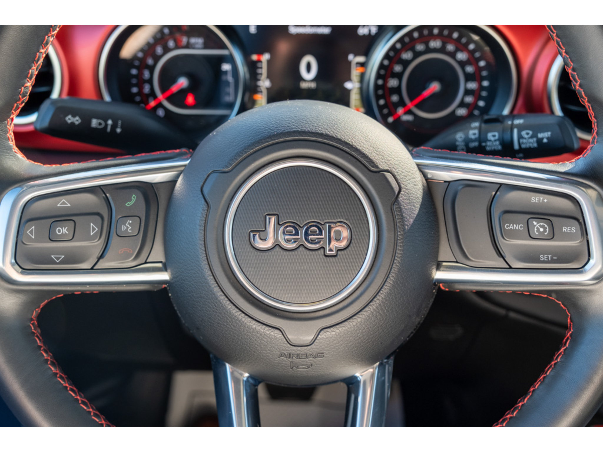 Used 2022 Jeep Wrangler Unlimited Rubicon w/ Xtreme Recon 35" Tire Package AWD/4WD image 16