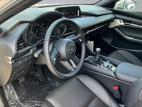 New 2026 MAZDA MAZDA3 2.5 S Hatchback w/ Premium Pkg FWD image 8