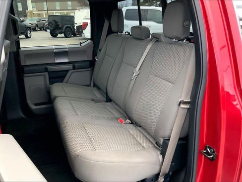 Used 2015 Ford F150 XLT w/ Equipment Group 302A Luxury image 19