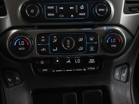 Used 2016 Chevrolet Tahoe LT w/ Luxury Package AWD/4WD image 22