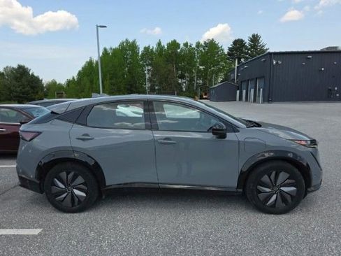 Used 2024 Nissan Ariya AWD image 4