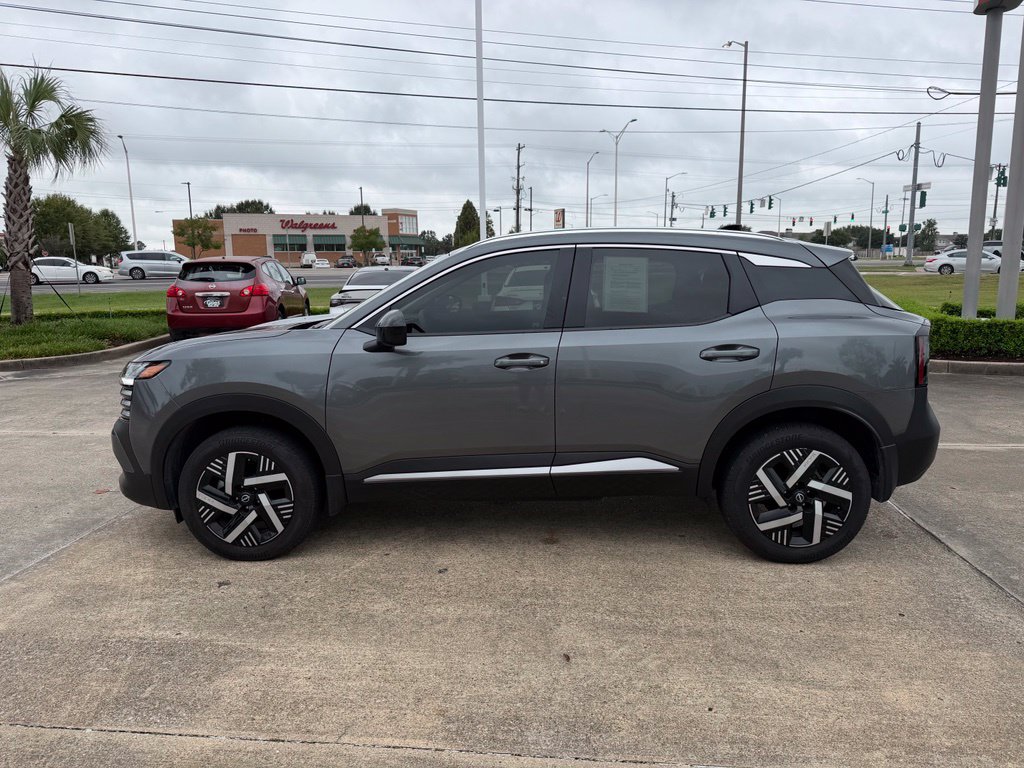 Used 2026 Nissan Kicks SV FWD image 2