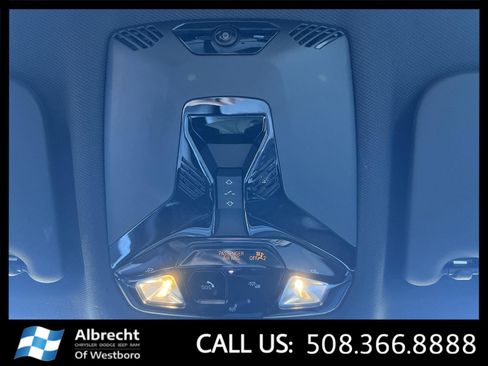 Used 2026 BMW X1 xDrive28i w/ Technology Package AWD/4WD image 31