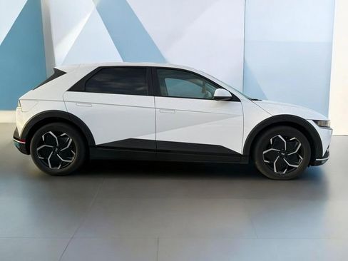 Used 2024 Hyundai Ioniq 5 SE image 20