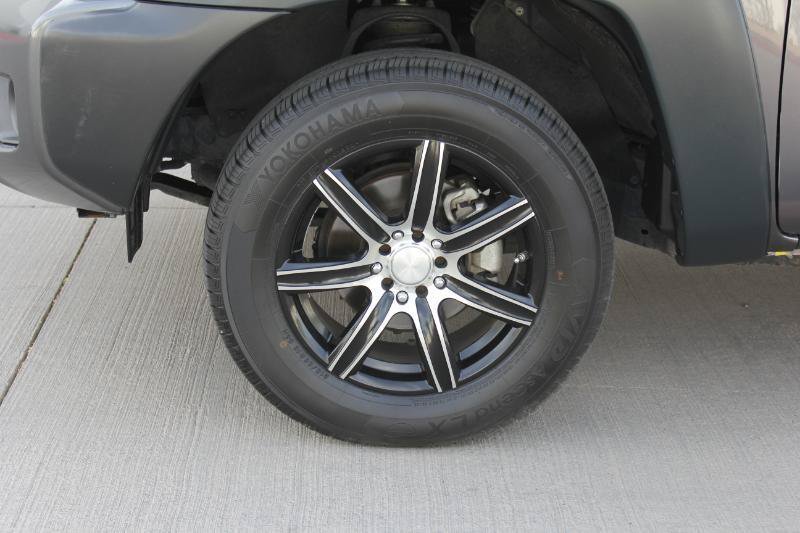 Used 2012 Toyota Tacoma 2WD Double Cab w/ Convenience Pkg image 31