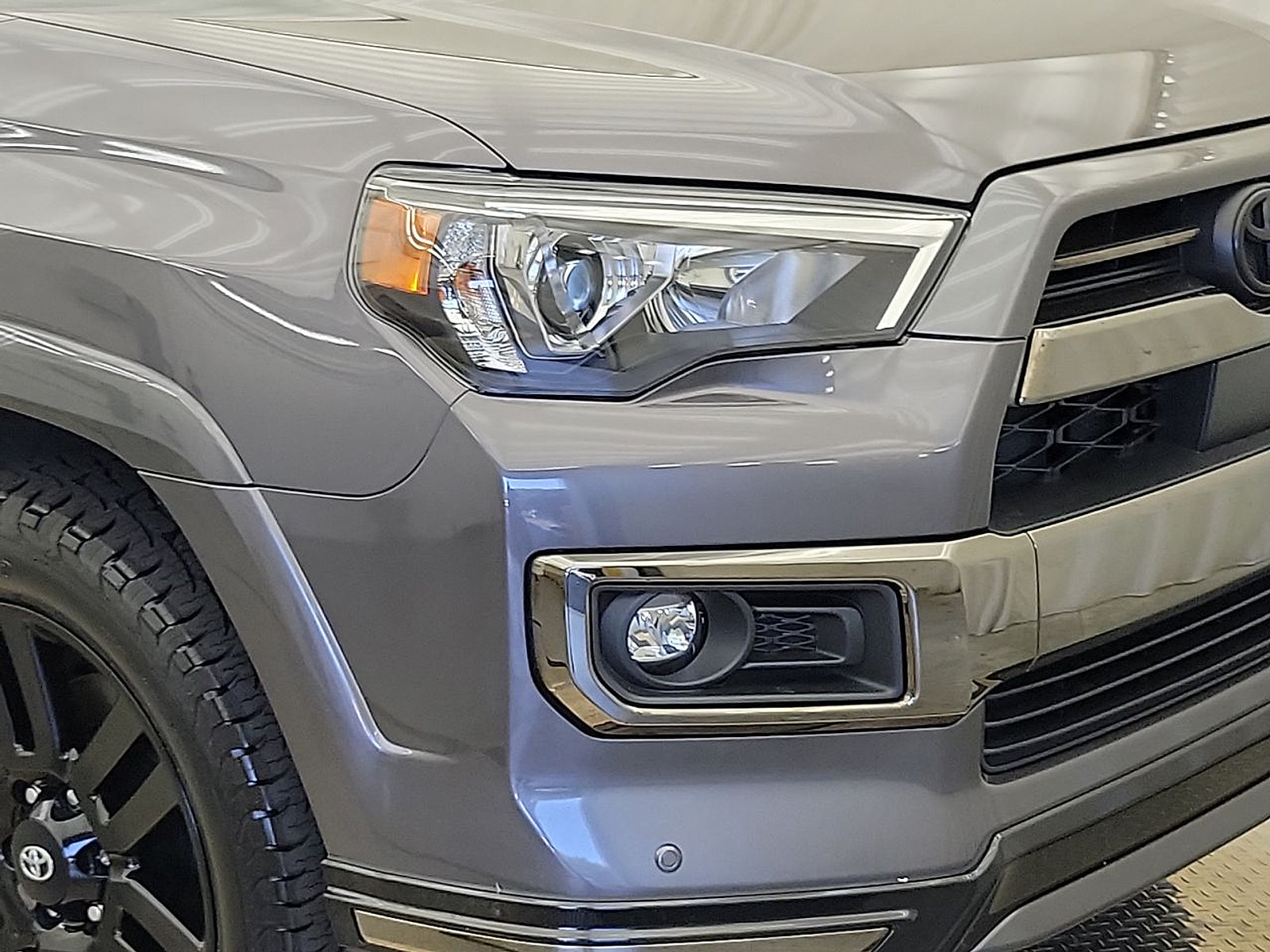 Used 2021 Toyota 4Runner Nightshade AWD/4WD image 32