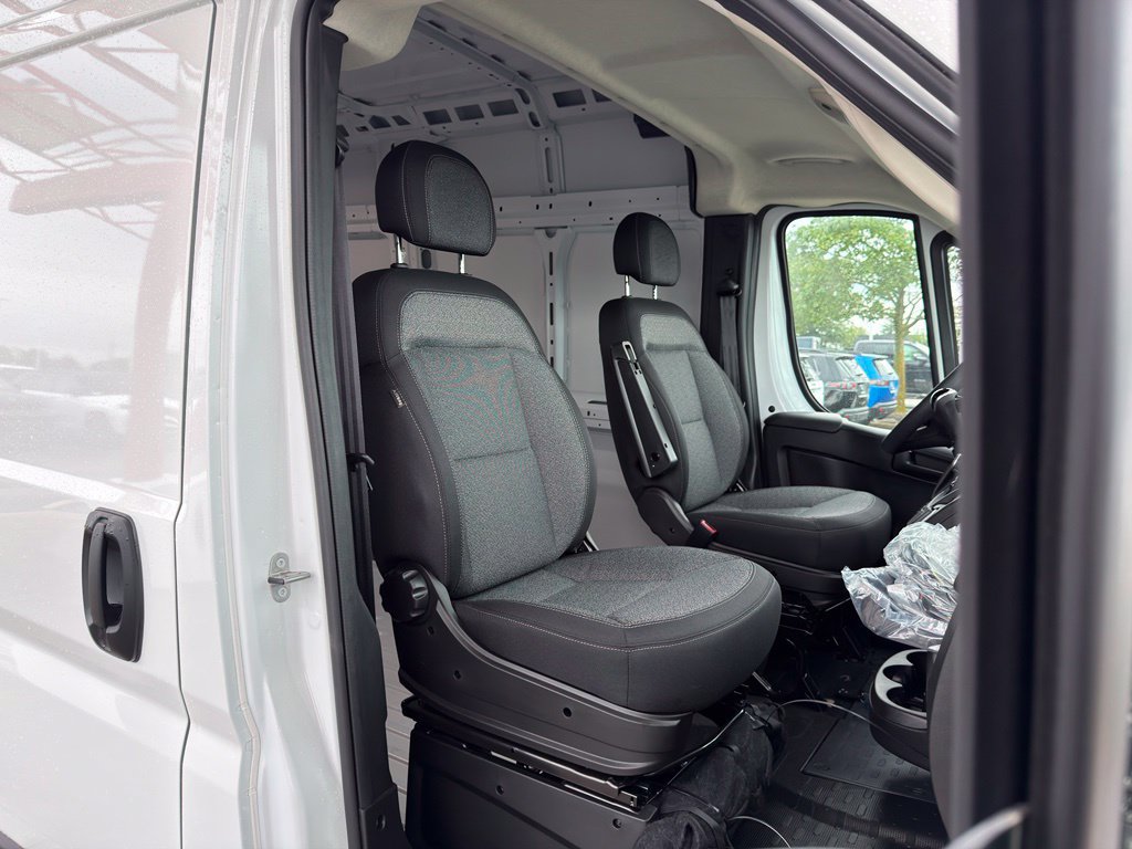 New 2026 RAM ProMaster 2500 w/ Convenience Group FWD image 29