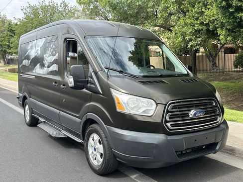 Used 2017 Ford Transit 350 XLT RWD image 2