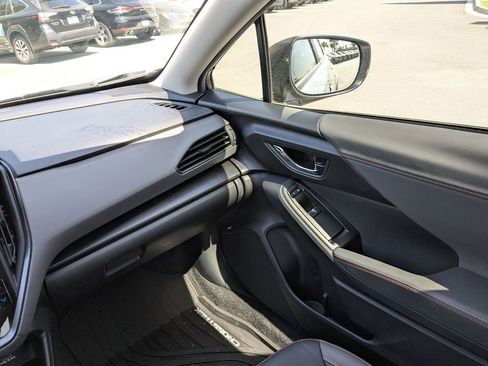 Used 2025 Subaru Crosstrek 2.5i Limited w/ Popular Package #3A image 16