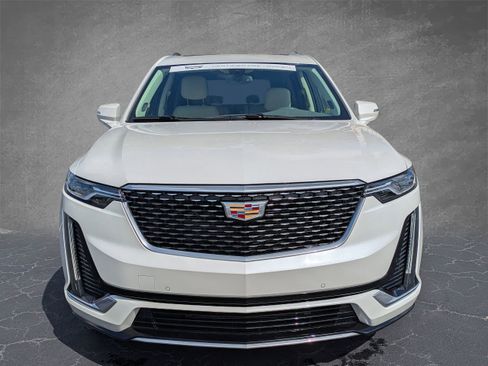 Certified 2023 Cadillac XT6 Premium Luxury image 8