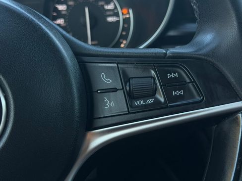 Used 2018 Alfa Romeo Stelvio AWD w/ Convenience Package image 20
