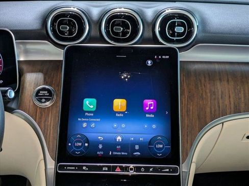 Certified 2026 Mercedes-Benz GLC 300 image 17