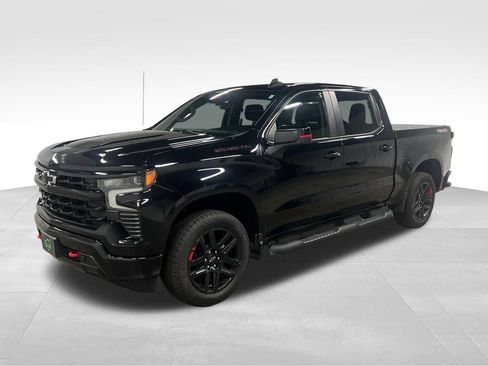 Certified 2023 Chevrolet Silverado 1500 RST w/ Redline Edition AWD/4WD image 5