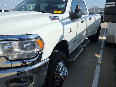 Used 2024 RAM 3500 Big Horn image 2