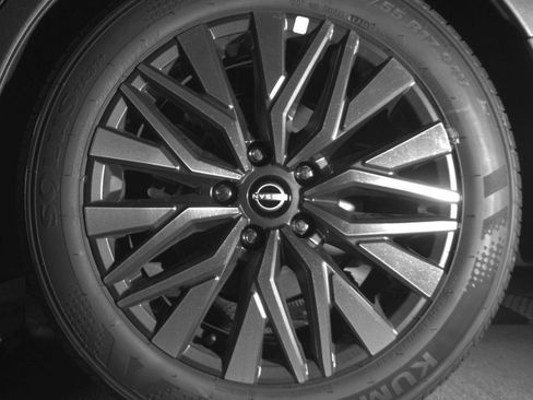 Used 2026 Nissan Altima 2.5 SV FWD image 11