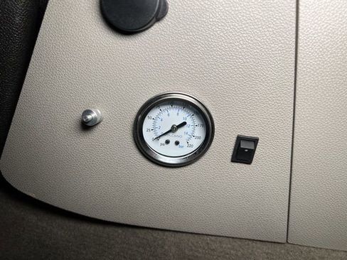 Used 2014 Chevrolet Silverado 2500 LTZ w/ LTZ Plus Package image 24