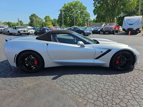 Used 2016 Chevrolet Corvette Stingray Convertible w/ 2LT Preferred Equipment Group RWD image 21