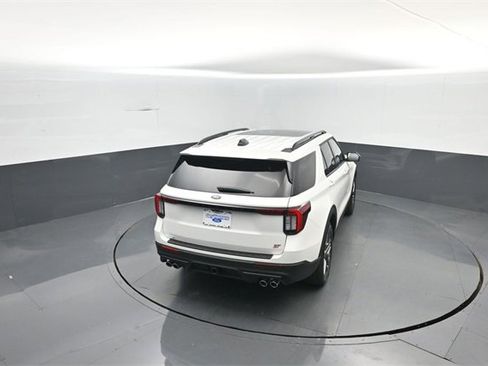 New 2026 Ford Explorer ST w/ Sun And Sound Package image 26