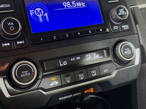 Used 2020 Honda Civic LX image 17