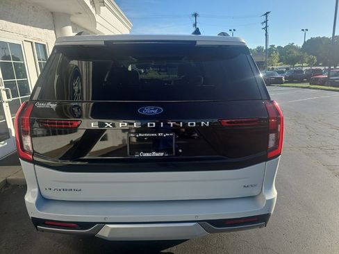 Used 2025 Ford Expedition Max Platinum AWD/4WD image 5