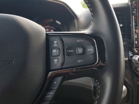 Certified 2025 RAM 1500 Limited AWD/4WD image 30