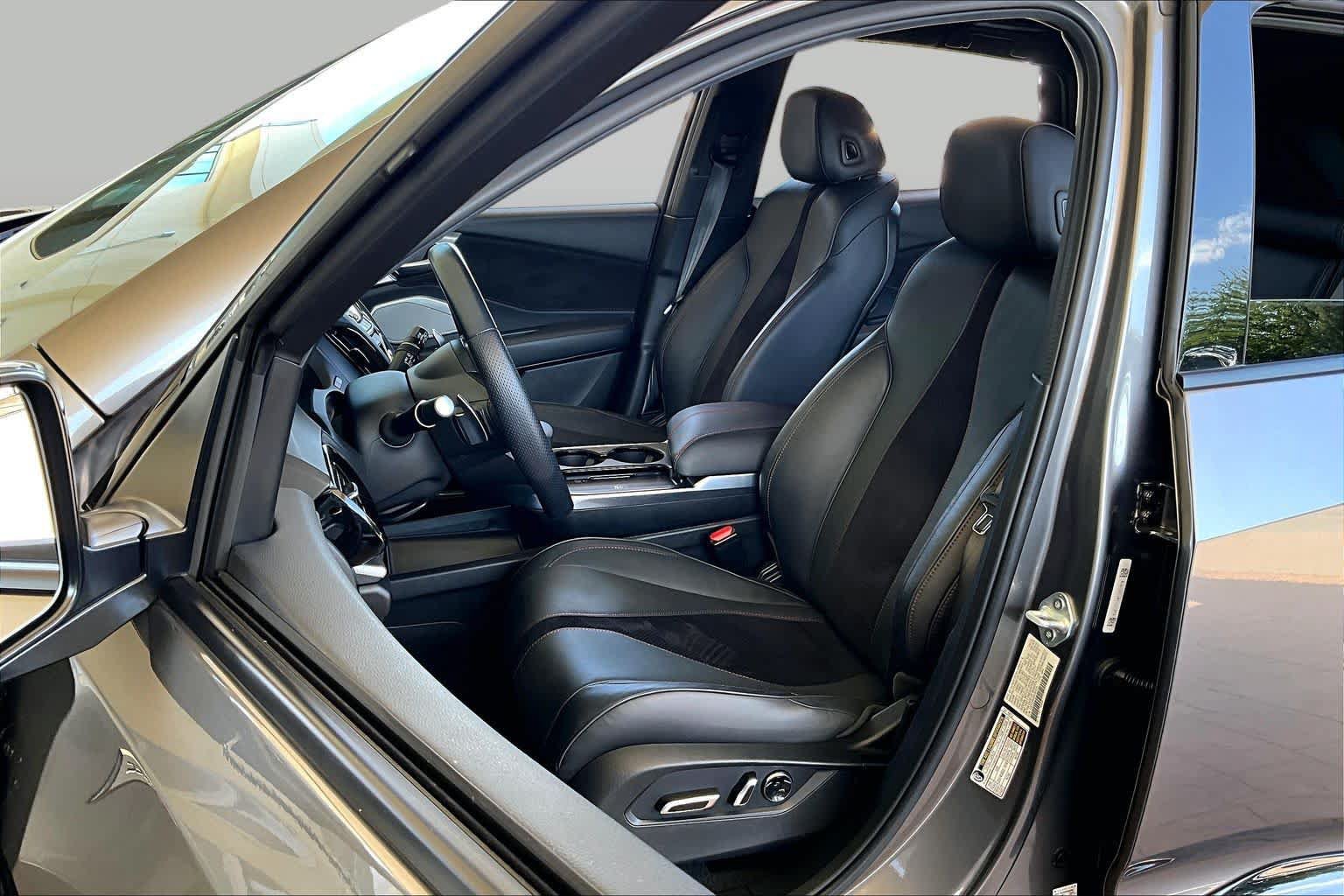 Used 2025 Acura RDX w/ Advance Package AWD/4WD image 7