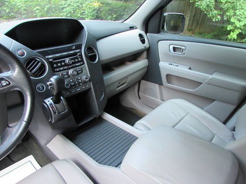Used 2015 Honda Pilot EX-L image 10
