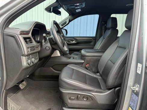 Used 2023 Chevrolet Tahoe LT w/ Luxury Package AWD/4WD image 7