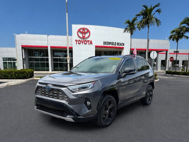 Certified 2020 Toyota RAV4 XSE w/ XSE Grade Weather Package AWD/4WD image 3