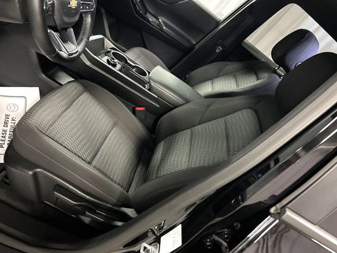 Used 2026 Chevrolet Equinox LT FWD image 11