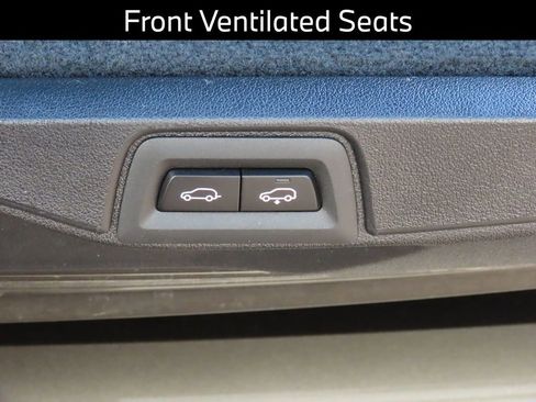 Certified 2023 BMW X7 xDrive40i w/ M Sport Package image 24