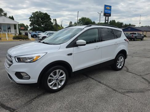 Used 2018 Ford Escape SE AWD/4WD image 3