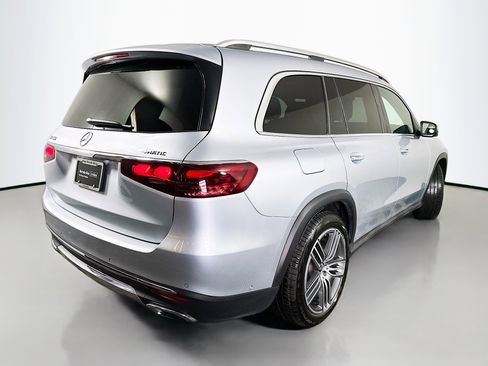 Certified 2025 Mercedes-Benz GLS 450 4MATIC image 9