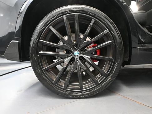 Used 2022 BMW X5 M50i AWD/4WD image 16