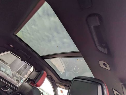 Used 2021 Porsche Macan GTS AWD/4WD image 21