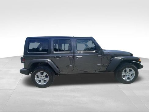 Used 2022 Jeep Wrangler Unlimited Sport AWD/4WD image 11