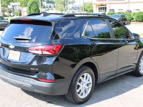 Used 2022 Chevrolet Equinox LT AWD/4WD image 6