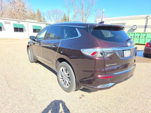 Used 2023 Buick Enclave Avenir w/ Avenir Technology Package image 4