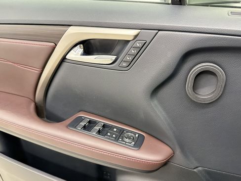 Used 2019 Lexus RX 350L w/ Premium Package image 29