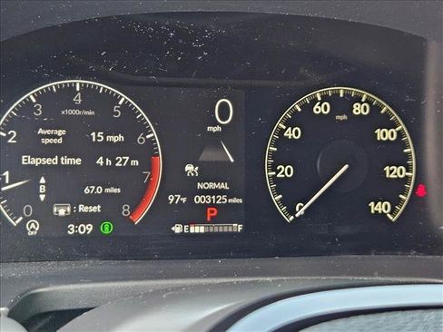 Used 2025 Honda Pilot TrailSport image 7