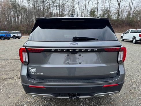 New 2026 Ford Explorer Active w/ Active Comfort Package image 6