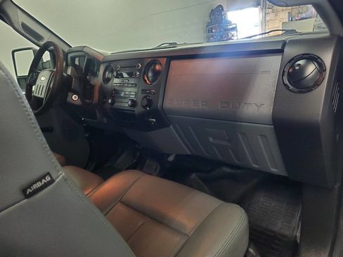Used 2014 Ford F250 XL w/ XL Value Package image 11