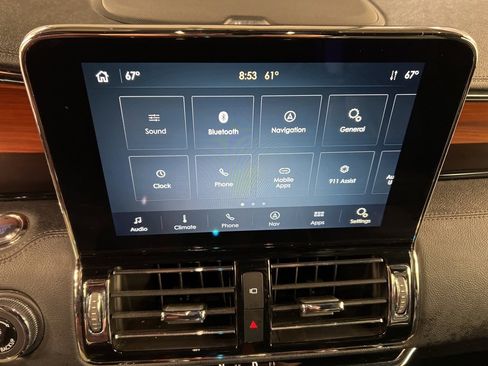 Used 2020 Lincoln Navigator Reserve w/ Luxury Package image 9