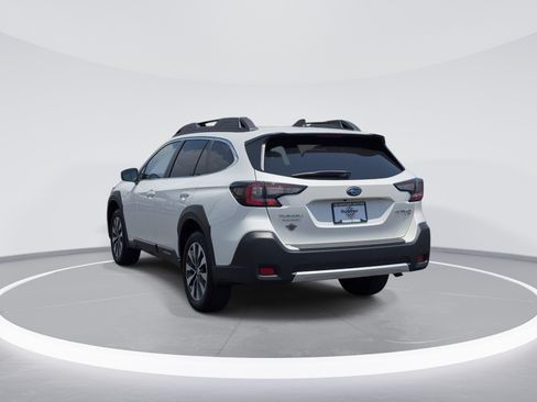 Used 2024 Subaru Outback Limited XT w/ Popular Package #2 AWD/4WD image 5