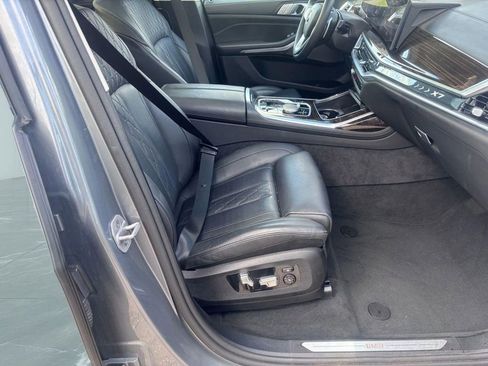 Used 2026 BMW X7 xDrive40i AWD/4WD image 32