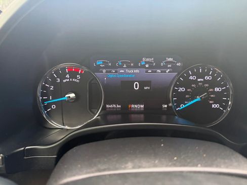 Used 2021 Ford F250 Lariat w/ FX4 Off-Road Package AWD/4WD image 20