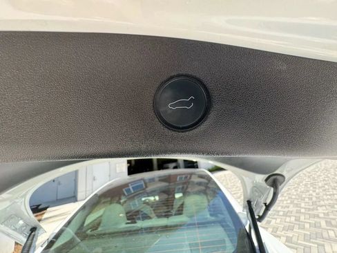 Used 2022 Tesla Model 3 Long Range AWD/4WD image 21