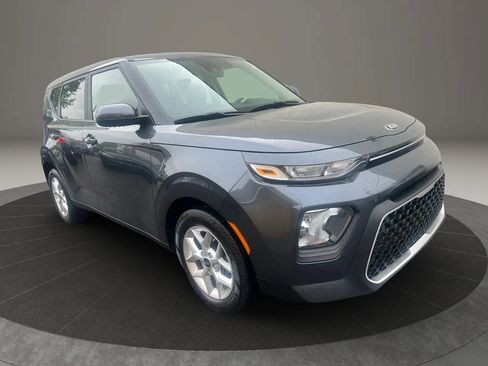 Used 2021 Kia Soul S FWD image 3
