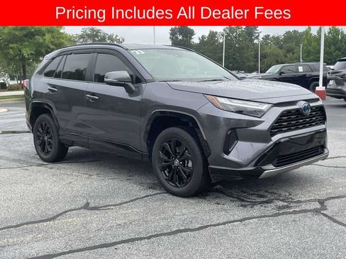 Used 2023 Toyota RAV4 SE AWD/4WD image 7