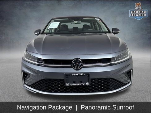 Used 2025 Volkswagen Jetta SEL FWD image 2